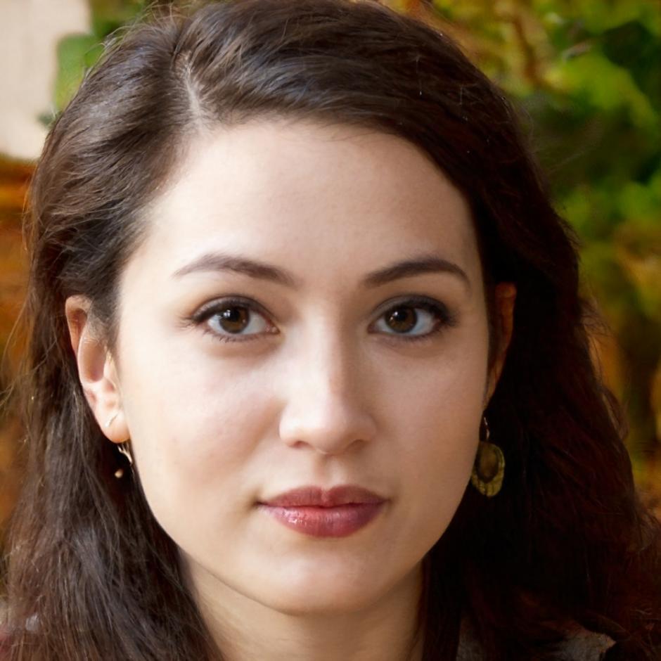 Teilnehmerin Marina Weber bei der Gruppenarbeit